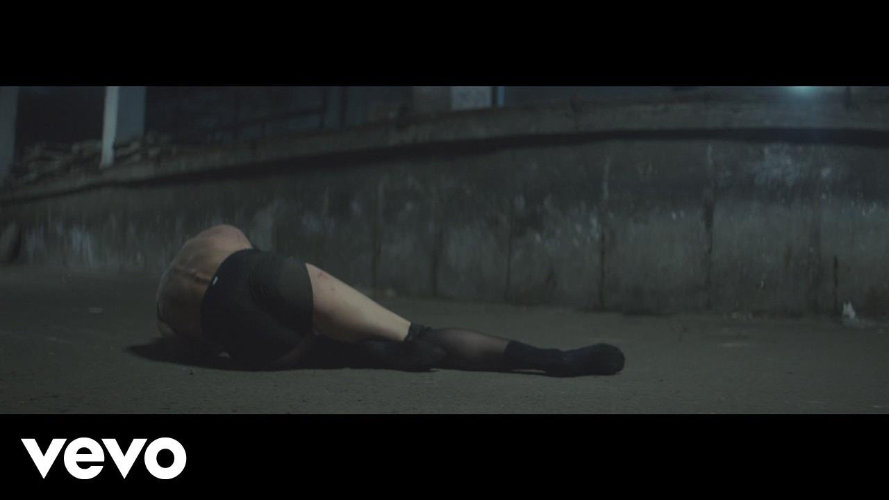 UKのシンセポップ・デュオ Hurts がニューシングル「Beautiful Ones」のミュージックビデオを公開！