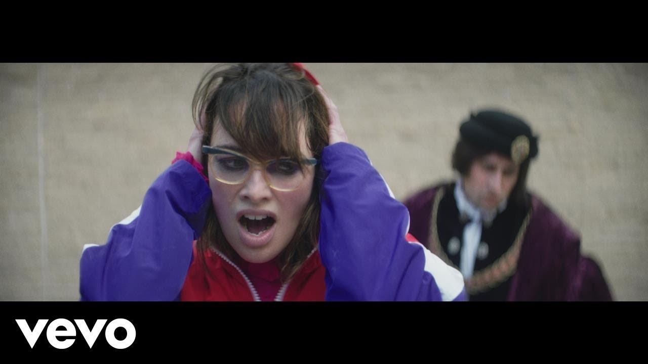 Kasabian、最新アルバムから「Ill Ray (The King)」のMVを公開！