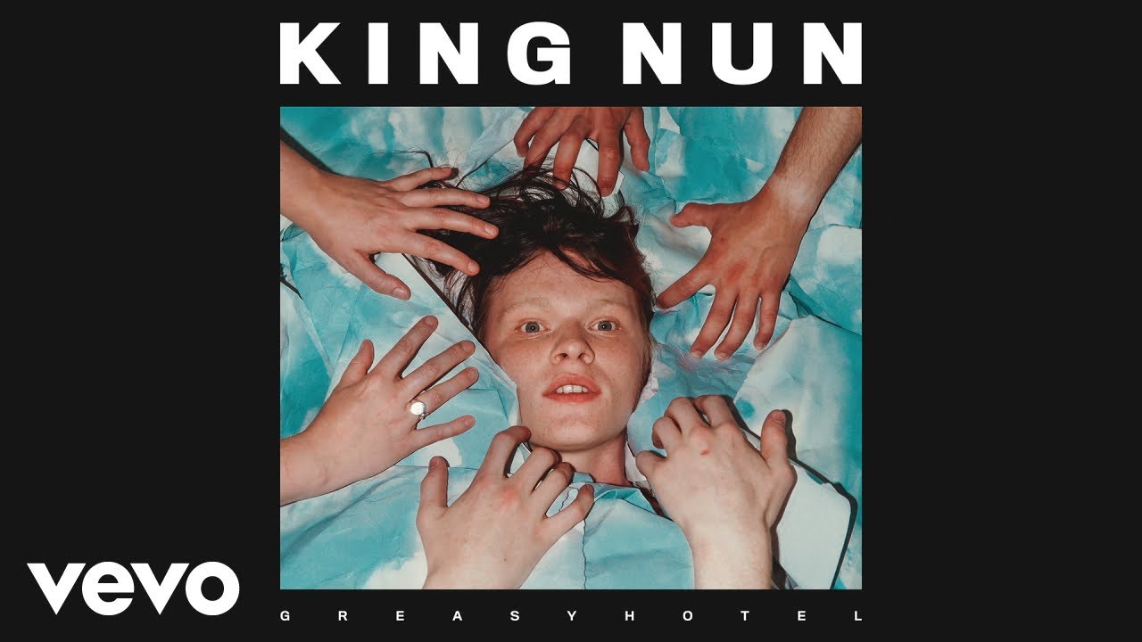 ロンドンの若手インディーロック・バンド King Nun が新曲「Greasy Hotel」を配信リリース！