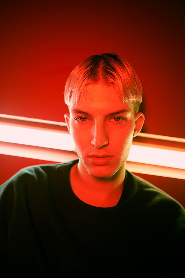 Gus Dapperton