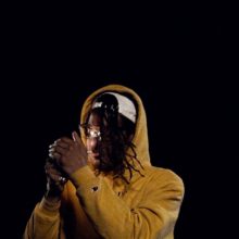 ミネアポリスのアーティスト Velvet Negroni、デビューアルバム『NEON BROWN』を 4AD から 8/30 リリース!