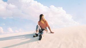 オーストラリアの女性シンガーソングライター Julia Jacklin ニューシングル Eastwick Cold Caller をリリース Indienative