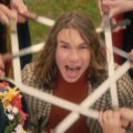 ロンドンのインディーロック・バンド Sports Team、新曲「Happy (God's Own Country)」をリリース!
