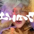 ローラ・マーリングとマイク・リンゼイのバンド LUMP、ニューアルバム『Animal』を 7/30 リリース!