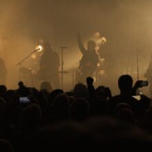 Nine Inch Nails、元メンバーも参加した「Wish」のライブ映像を公開！