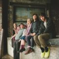 NYブルックリンのインディーズ・バンド Foyer Red、デビューアルバム『Yarn the Hours Away』を 5/19 リリース！