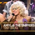 Amyl and The Sniffers、米のTV番組 The Tonight Show に出演した「Tiny Bikini」のライブ映像が公開！