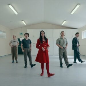 ロンドンのオルタナゴシック・バンド Dog Race、デビューEP『Re...