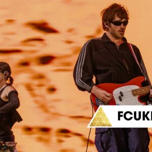 The 1975、Glastonbury 2025 初日のヘッドライナーとして出演した