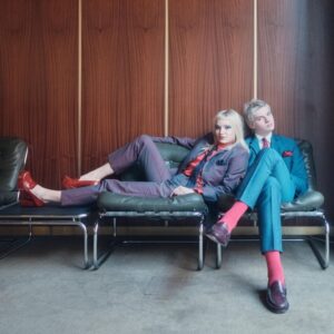 ロンドンの兄妹デュオ The Molotovs、デビューアルバム『Was...