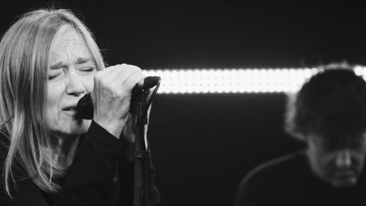 Portishead、チャリティ・コンサート Together 4 Palestine で放映された「Roads’ 2025」のライブ映像を公開！