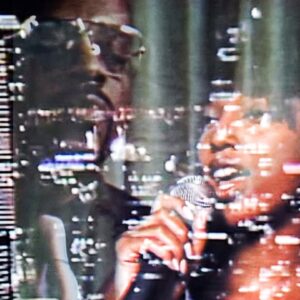 Liv.e と著名ドラマー Karriem Riggins に新しいコラ...