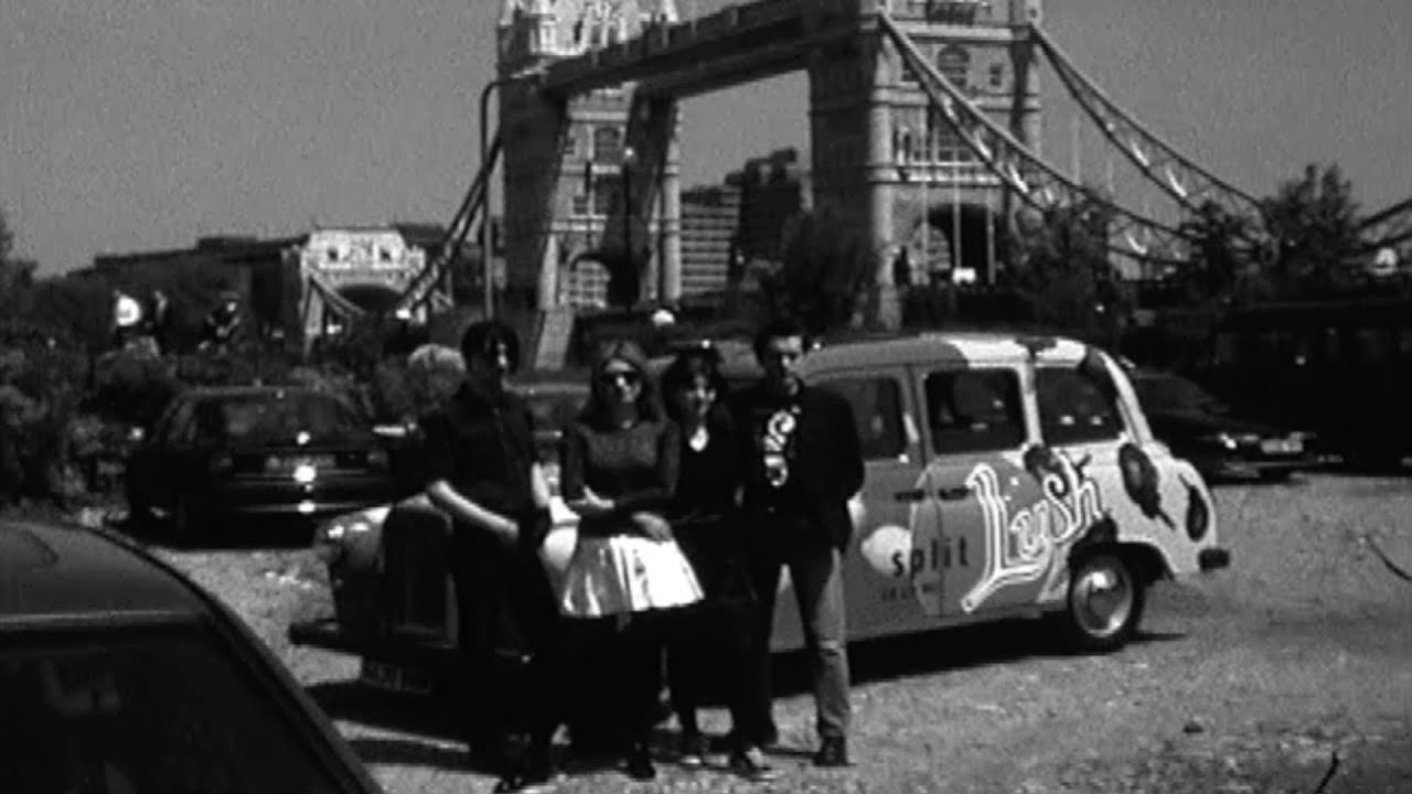 Lush、元ベーシスト Phil King がツアー中に撮影したドキュメンタリー『A Far from Home Movie』を公開！