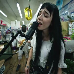 NYのグリッチゲイズ・バンド smush、セカンドアルバム『i’ll a...